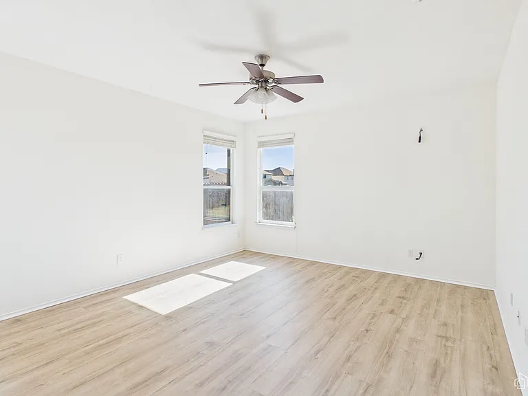 5516 Pinery Dr — Photo 7