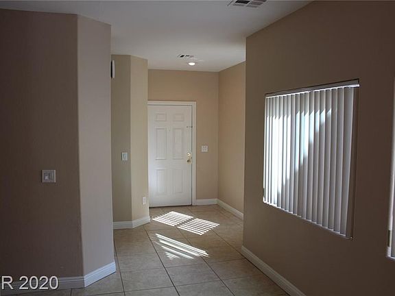 5th image of 8939 Snowtrack Ave #0
