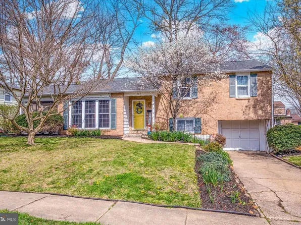 227 Wellington Rd, Wilmington, DE 19803