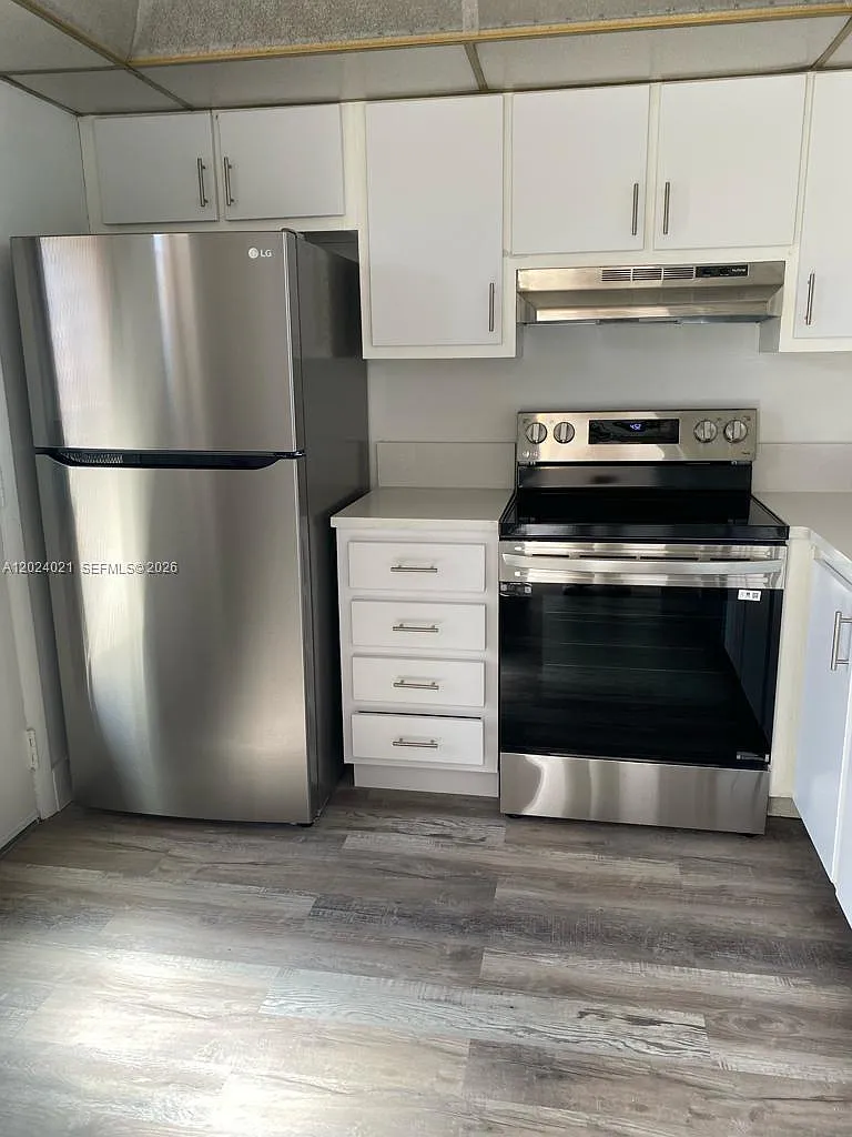 Building Photo - 406 NW 68th Ave #526