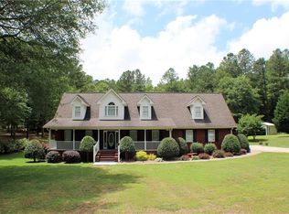 194 Trace Ln, Commerce, GA 30530