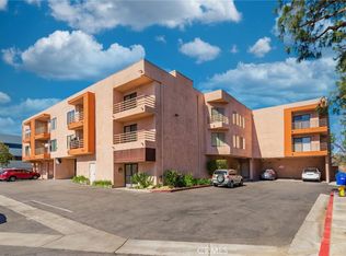 6815 Remmet Ave Unit 216, Canoga Park, CA