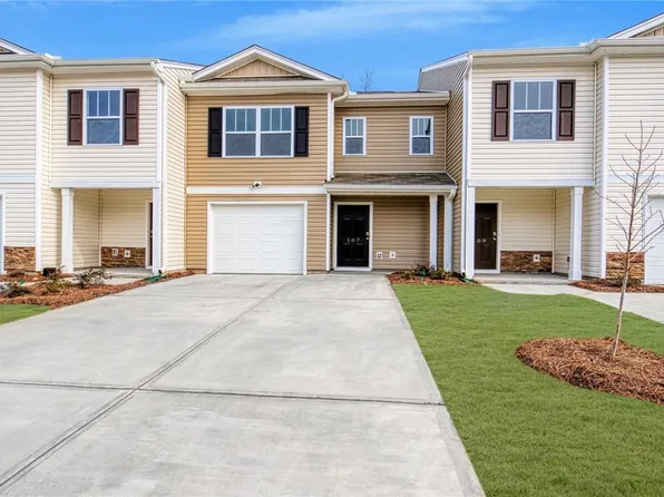 107 Oakmont Valley Trl, Seneca, SC 29678