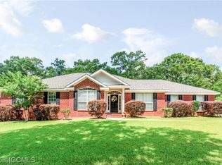 5180 Eagle Point Dr, Grand Bay, AL 36541