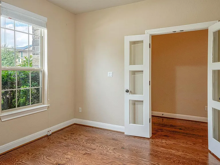 5809 Viejo Dr — Photo 4