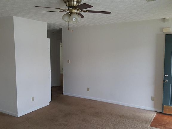 3rd image of 5432 Malachi Cir