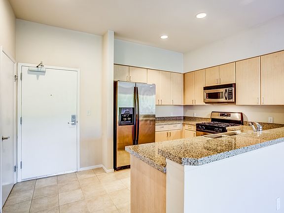 4th image of 445 Island Ave Unit 411