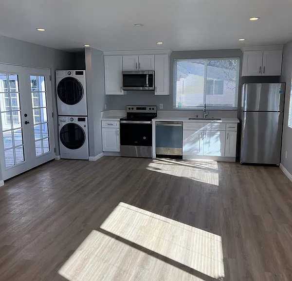 622 N Cambridge St — Photo 6