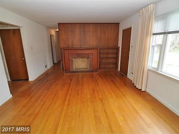 4th image of 6525 Fairlawn Dr