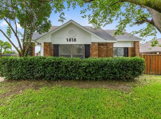 1618 Windmill Ln, Mesquite, TX