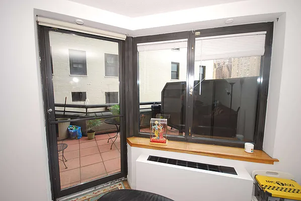 Rented by Luxury Habitat | media 17
