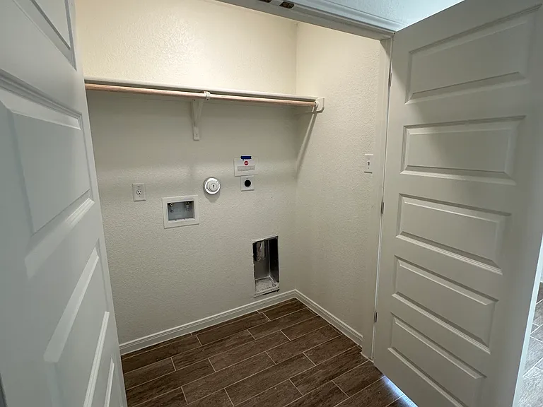 901 SW Itchgrass Br #B — Photo 10