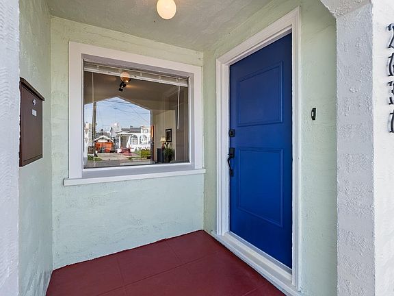 3rd image of 2636 Ritchie Street