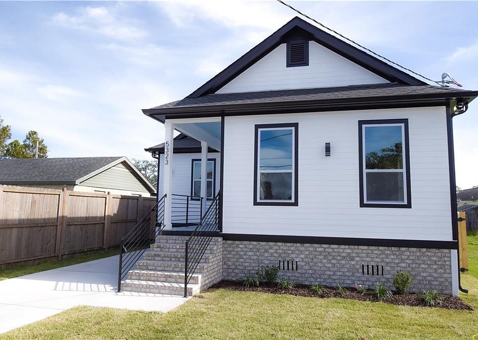 1st image of 5323 Painters St