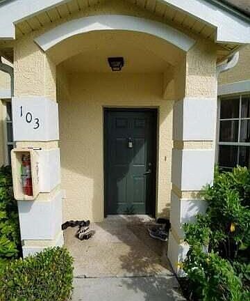 2nd image of 114 SW Peacock Blvd #8103