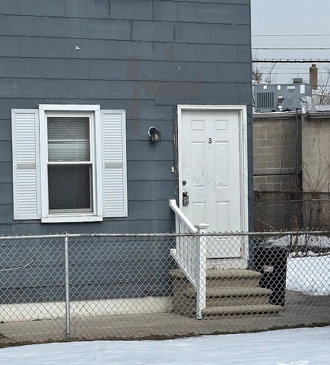 1st image of 218-220 S Broadway #C