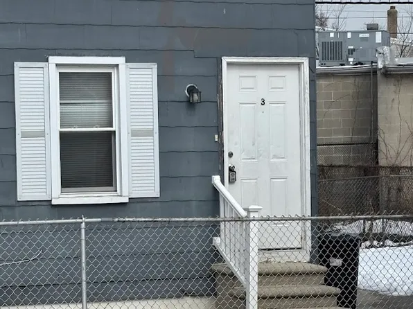 218-220 S Broadway #C, Gloucester City, NJ 08030