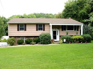 50 Bayberry Dr, Monroe, NY