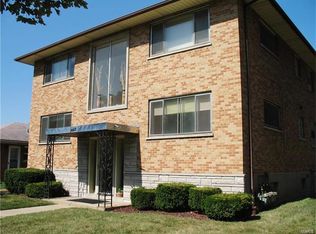 7052 Jamieson Ave, Saint Louis, MO 63109