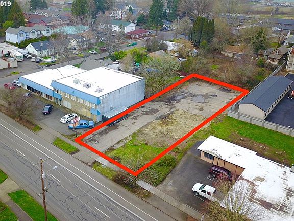 3rd image of 2617 Pacific Ave