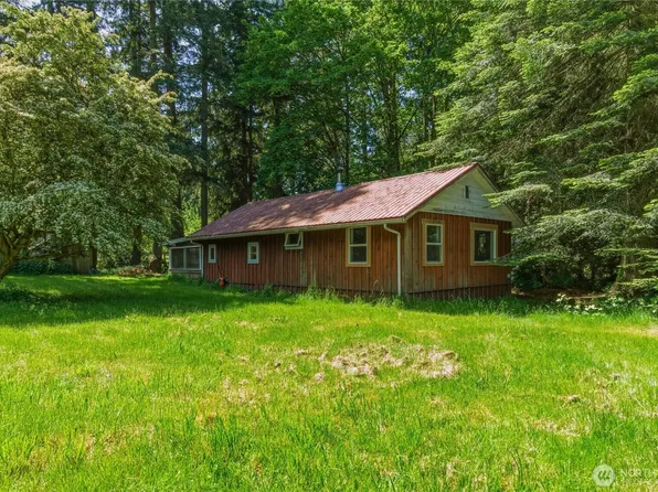 3511 Quade Road, Clinton, WA 98236