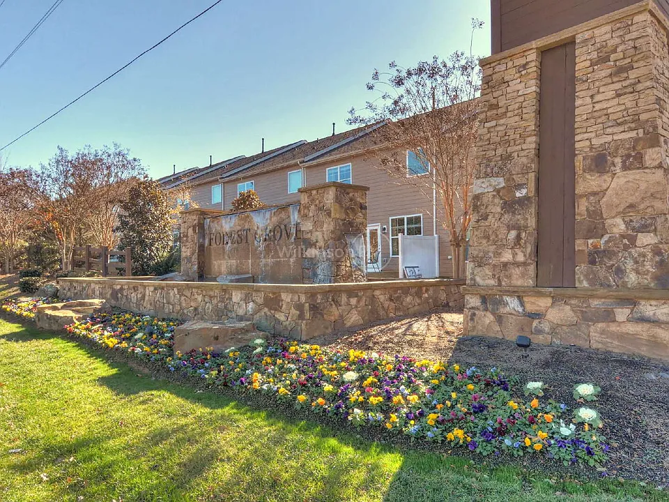 1465 Bramblewood Dr