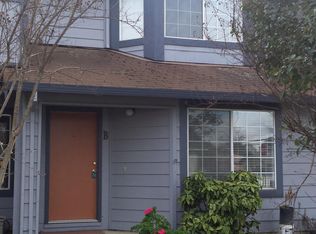 210 E Broadway St APT B, Dixon, CA
