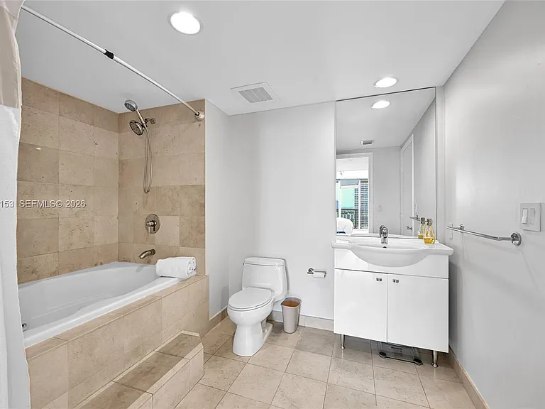 1850 S Ocean Dr #2009 — Photo 17