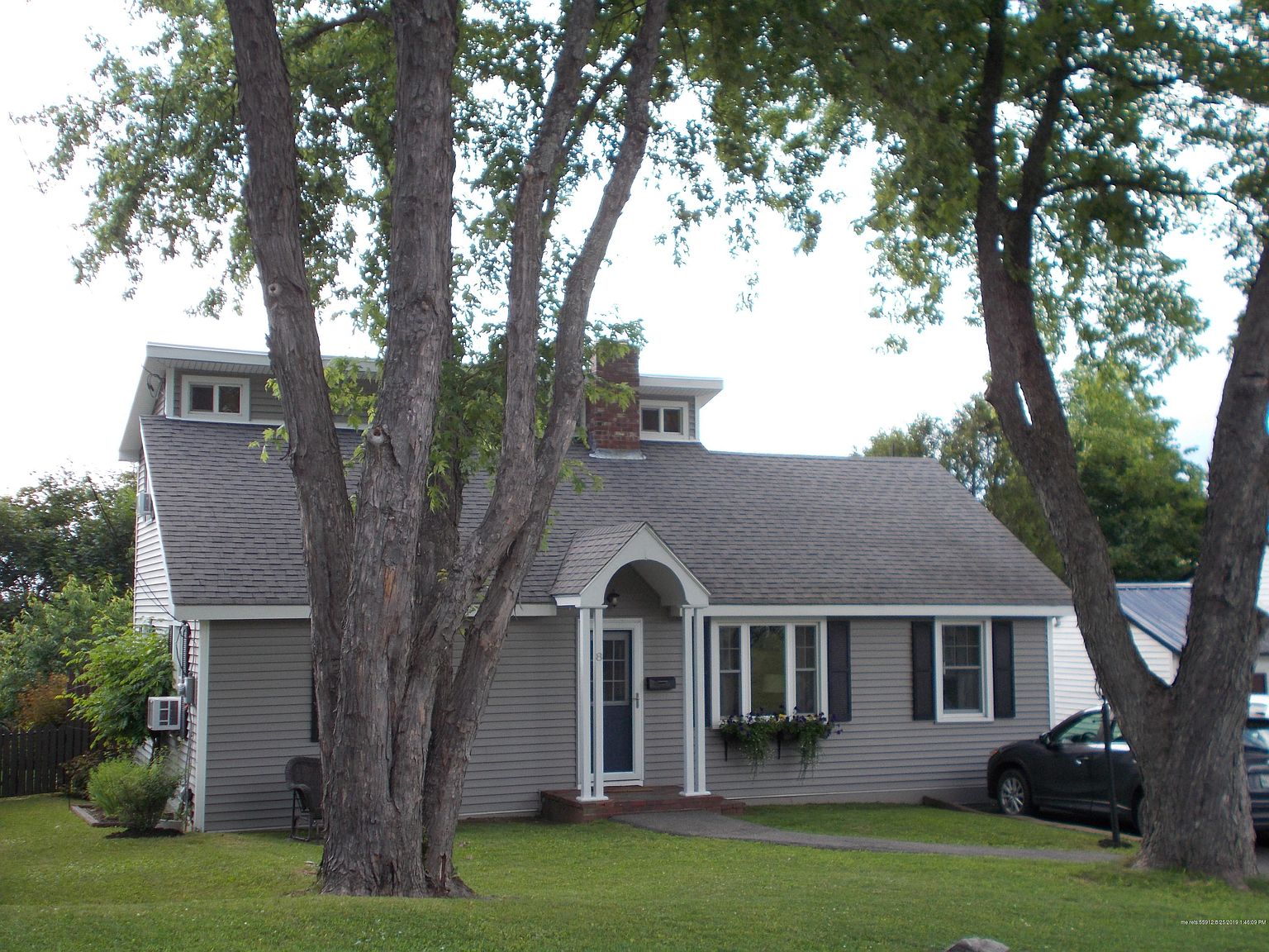 8 Hillside St, Presque Isle, ME 04769 Zillow
