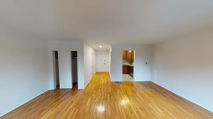 Rented by AZ REALTY NYC LLC | media 14