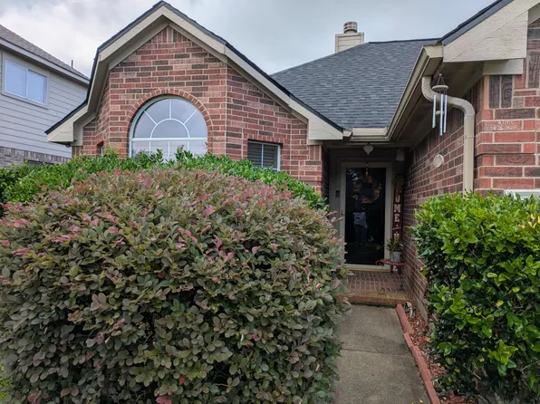 8005 Big Oak Dr, Texas City, TX 77591