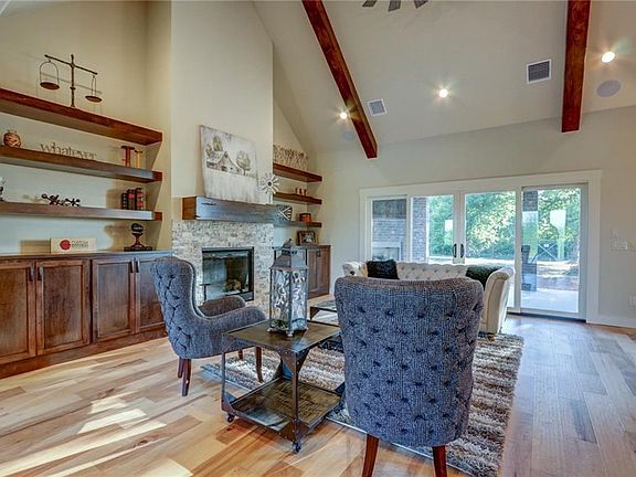 5th image of 5451 Auburn Dr