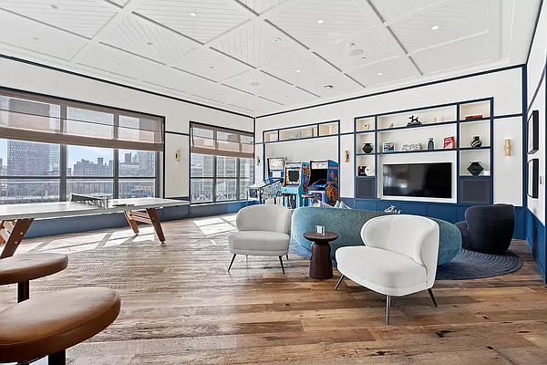 Rented by Compass | media 12