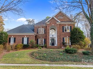 12018 Delmahoy Dr, Charlotte, NC 28277