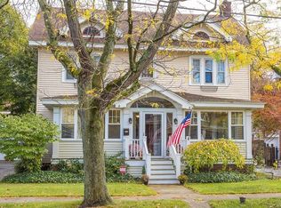 138 Hampton Rd, Syracuse, NY 13203