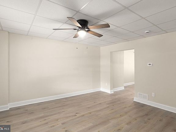 3rd image of 2166 Vailthorn Rd