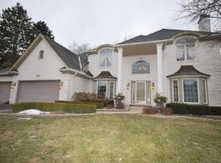 2507 Royal Saint Georges Ct, St Charles, IL 60174