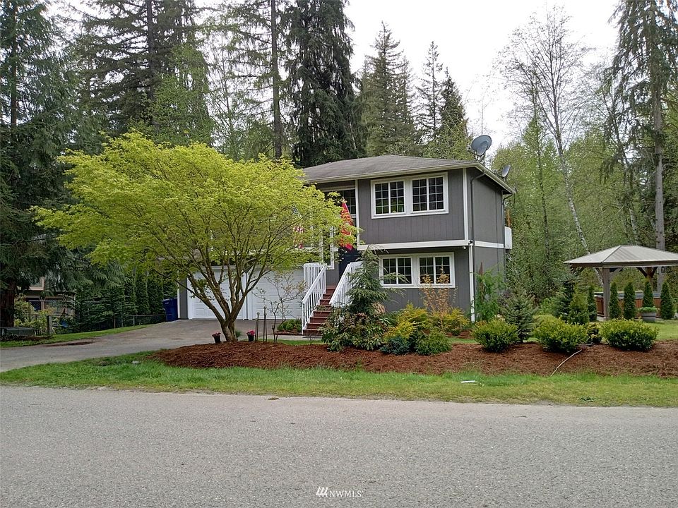 1st image of 3604 230 Drive NE