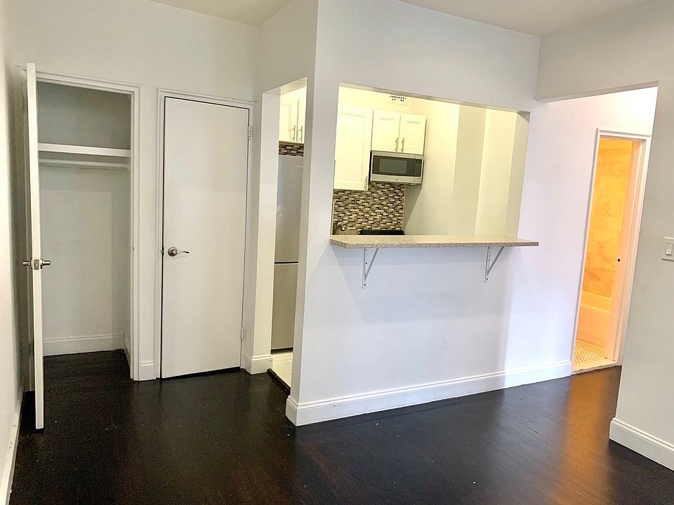 1st image of 301 E 60th St APT 2D