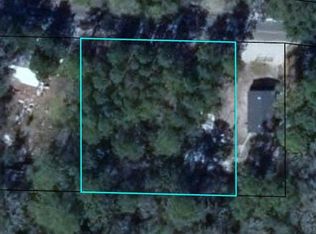 24 Gibson Rd, Apalachicola, FL 32320