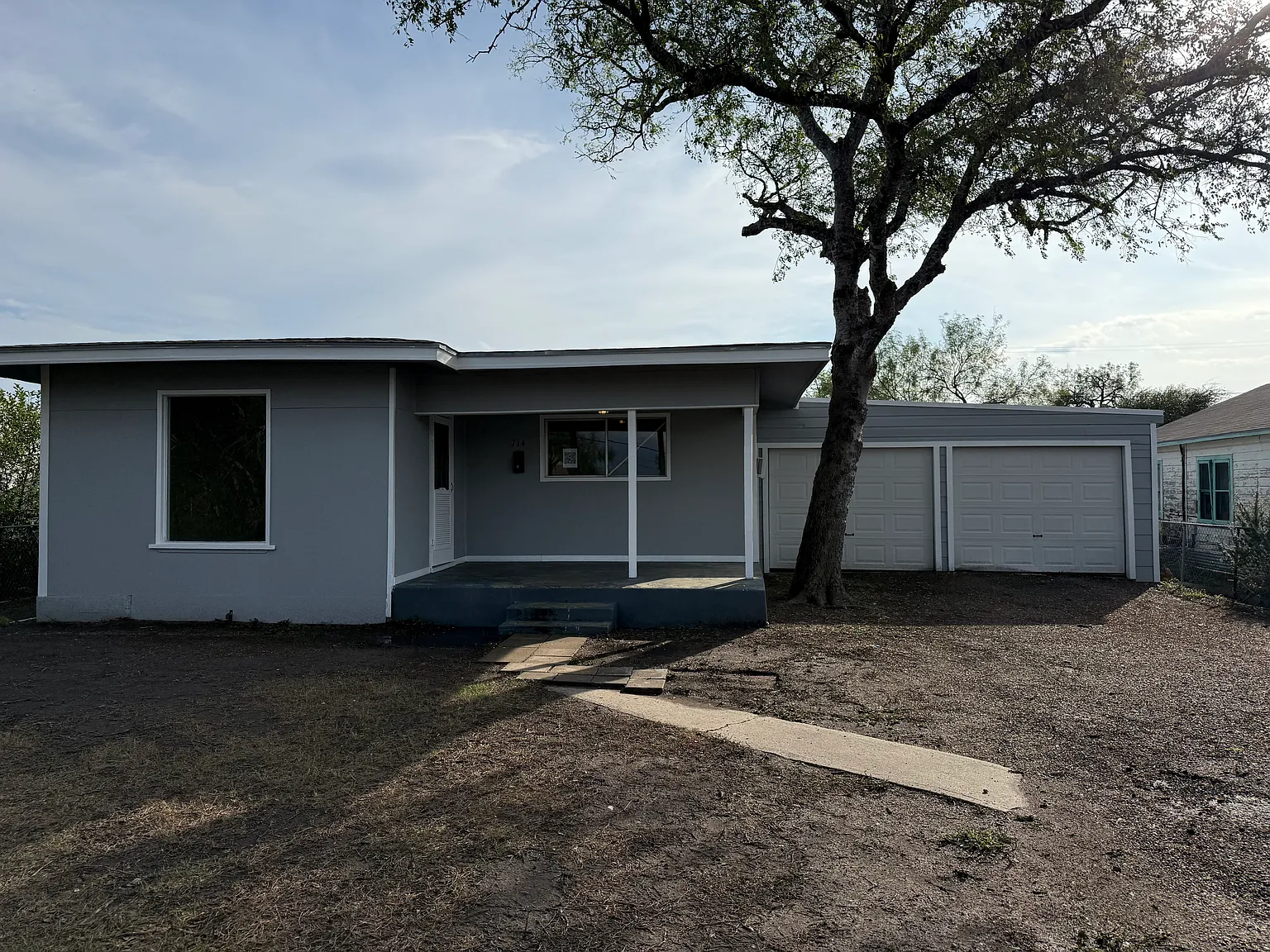 3 bed, 1.5 bath, 1330 sqft, $1,175 — Photo 1