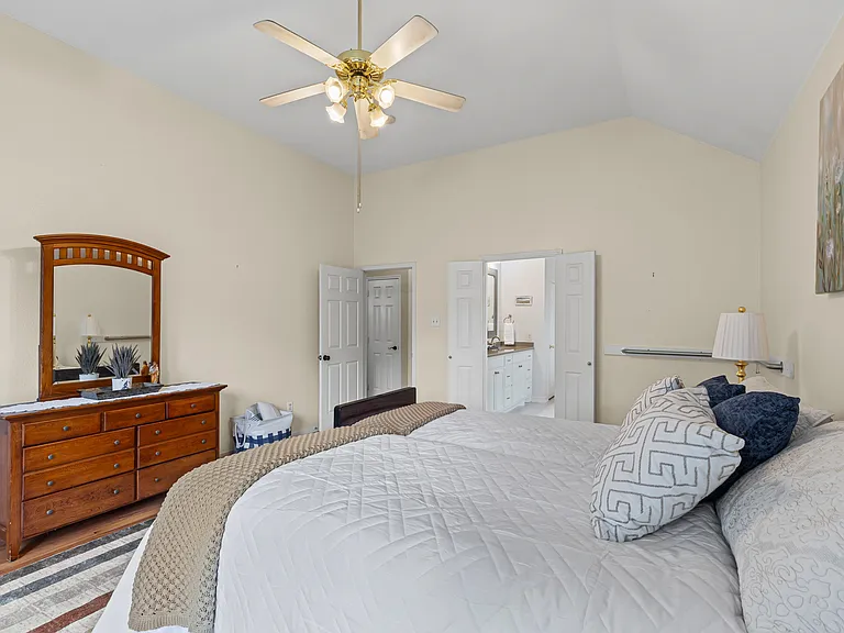 1475 Applewood Dr — Photo 5