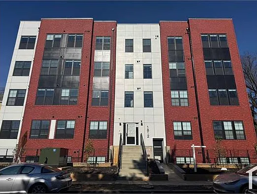 1812 H Pl NE #1 BD — Photo 8