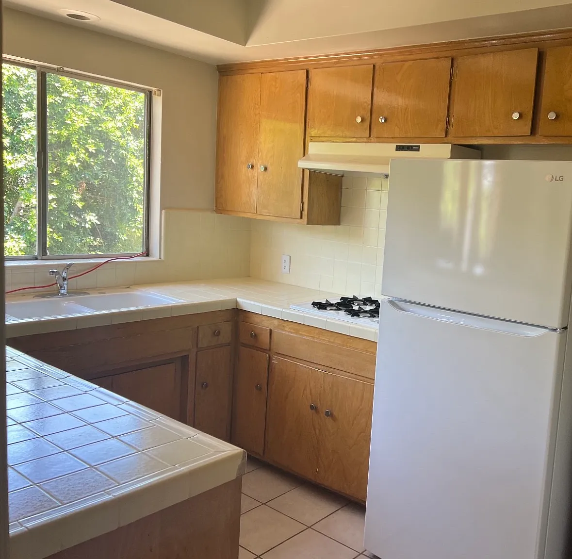 1 bed, 650 sqft, $1,750 — Photo 2