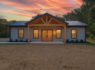 725 Oak Grove Rd, Pulaski, TN 38460