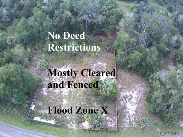 8342 W Catrina Ln, Crystal River, FL 34428