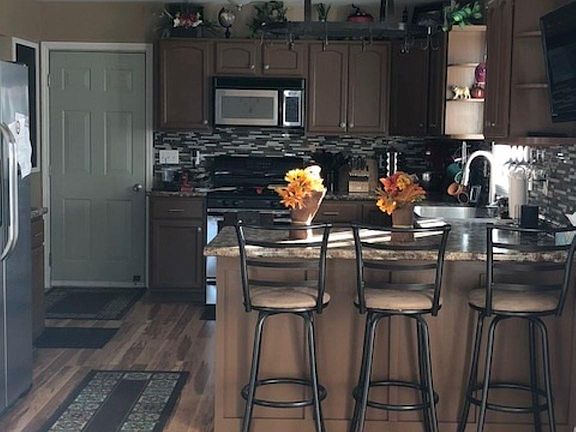 5th image of 5 Tracy Dr