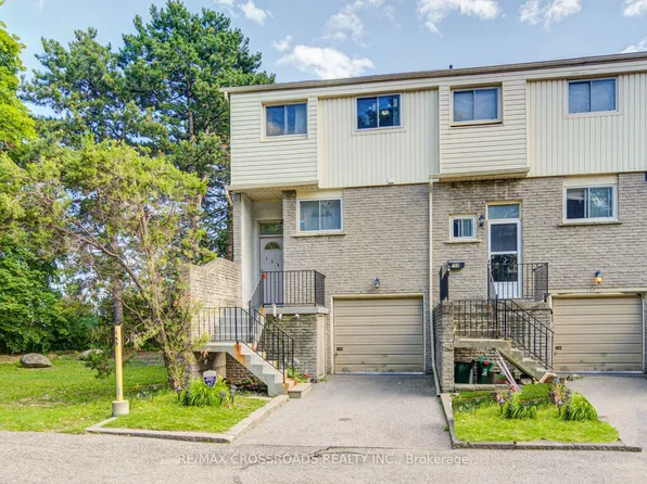 1915 Denmar Rd #153, Pickering, ON L1V 3E1
