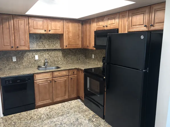 Tribeca Apartments Fort Lauderdale, 2101 NE 51st St APT 15, Fort Lauderdale, FL 33308