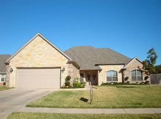 1718 Woodridge Dr, Wichita Falls, TX 76310